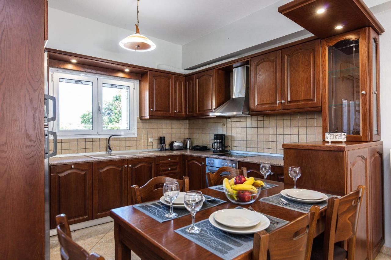 Helena'S Aparthotel , Scaleta Prinos  ภายนอก รูปภาพ