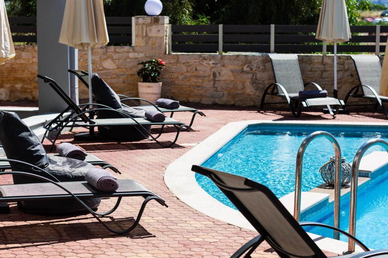 Helena'S Aparthotel , Scaleta Prinos  ภายนอก รูปภาพ